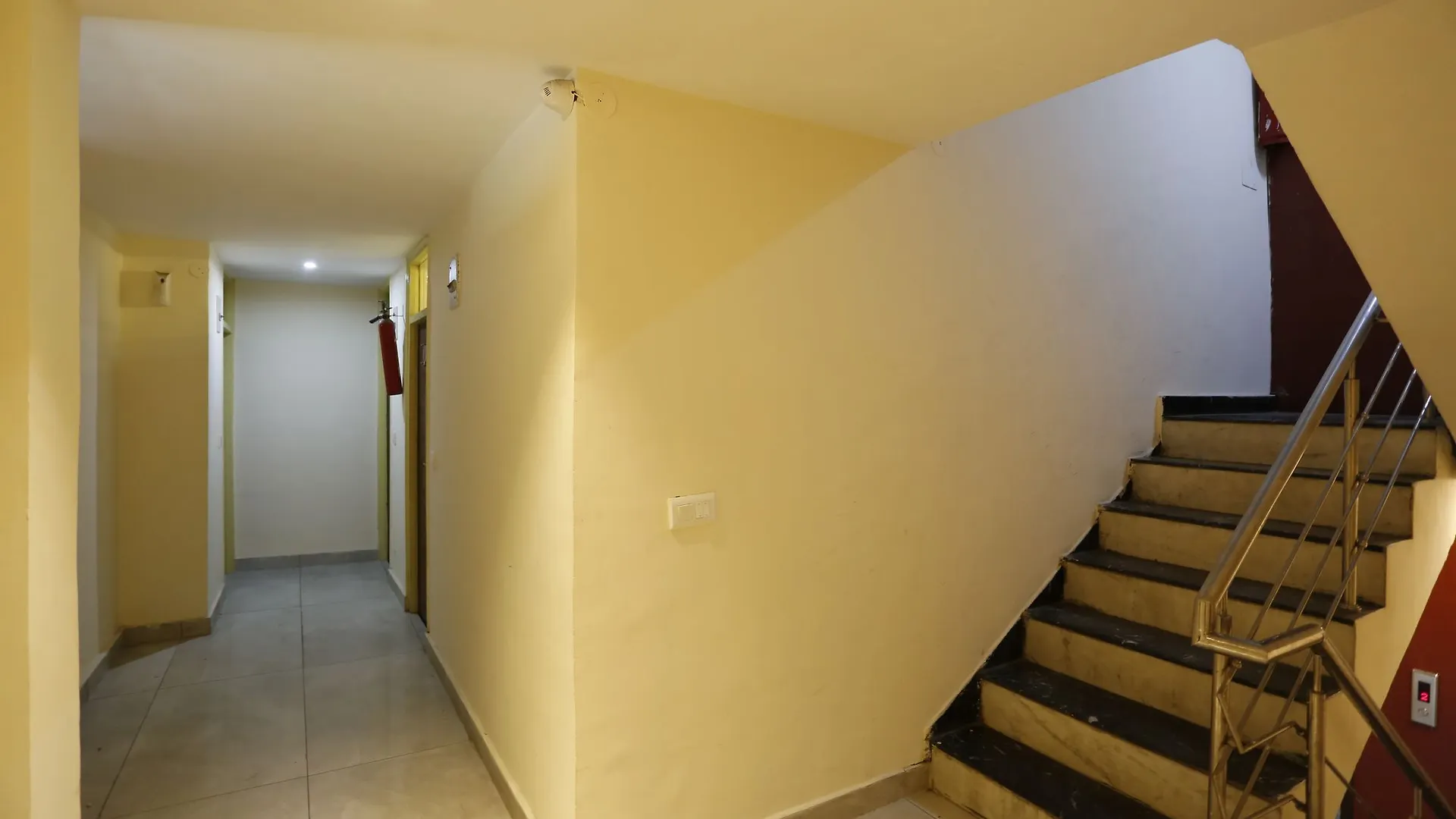 Oyo Rooms 099 Near Victory Tunnel Shimla