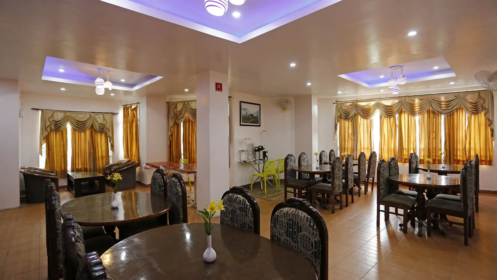 Oyo Rooms 099 Near Victory Tunnel Shimla